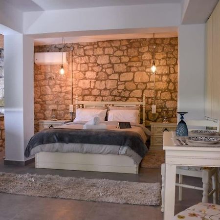 Coastal Stone Hideaway With Stunning Scenery Villa Kitriaí Exteriör bild